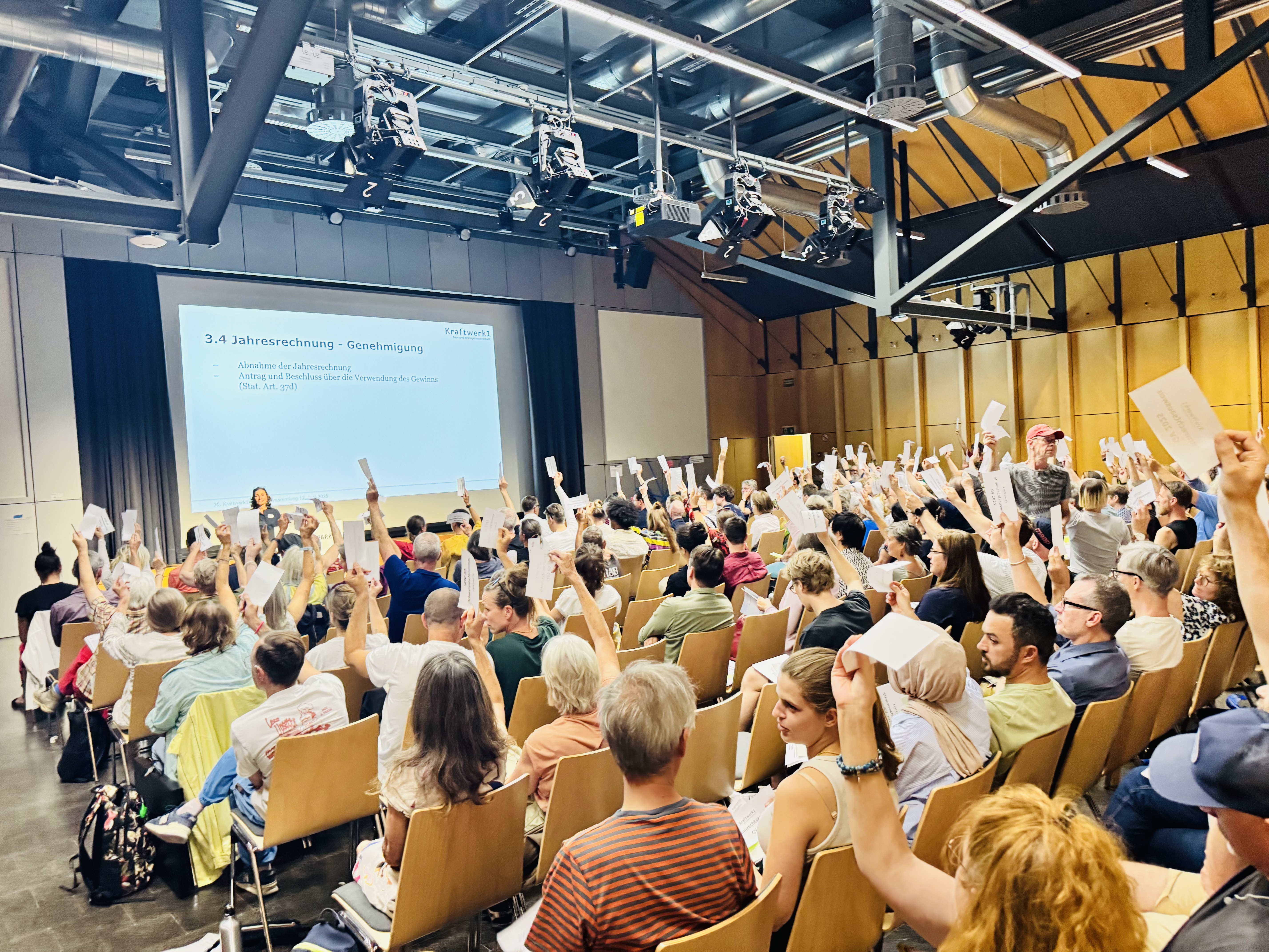 GV 2025: Viele Anwesende und spannende Diskussionen